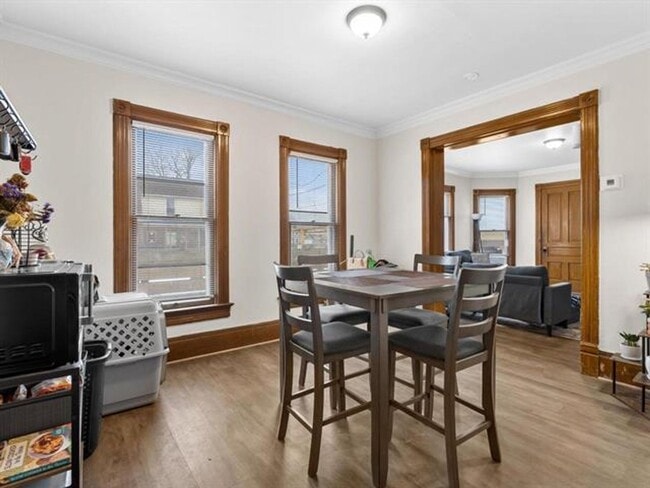 Building Photo - 1510 Clark St