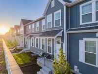 Building Photo - 4819 Summerfield Dr