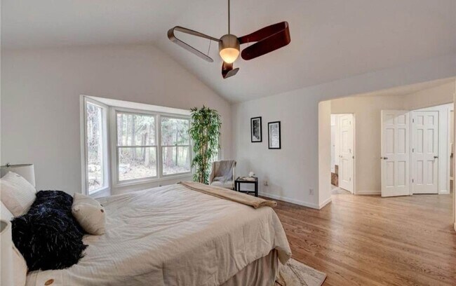 Building Photo - LUX 4BD, 3BA Genesee Mountain Home with 2-...