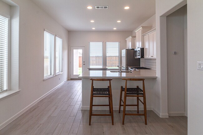 Building Photo - 9024 Winding Crk Dr