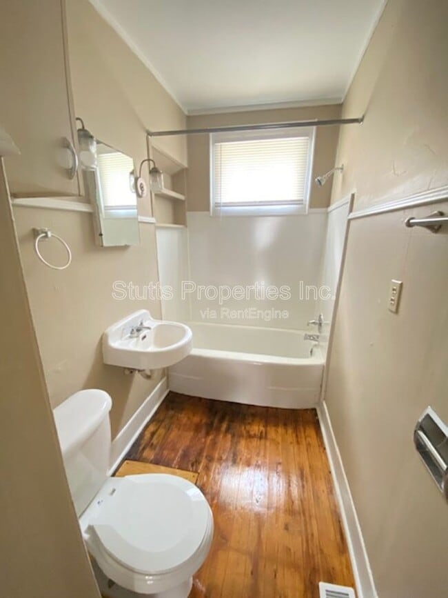 Building Photo - 1311 E 30th St