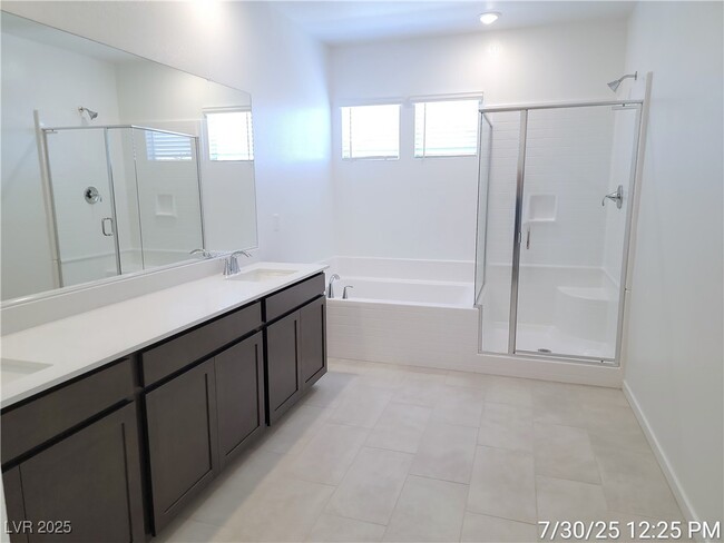 Building Photo - 2624 Tranquil Dawn St
