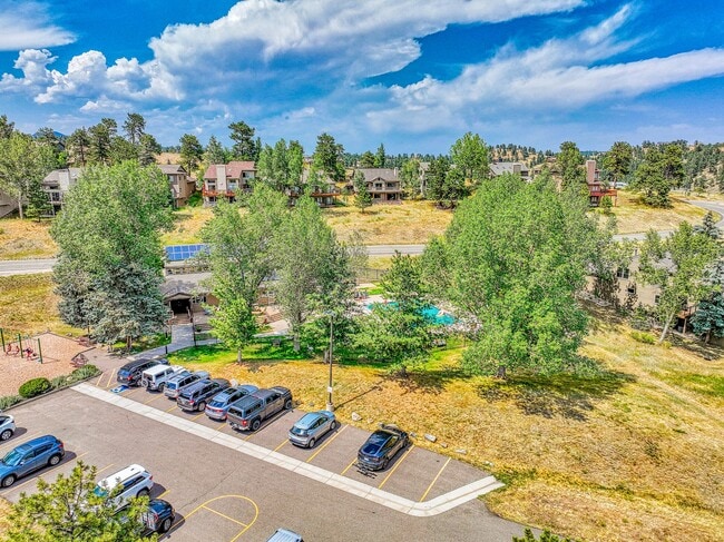 Building Photo - 23712 Pondview Pl