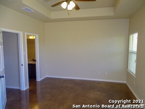 Building Photo - 2592 Pahmeyer Rd