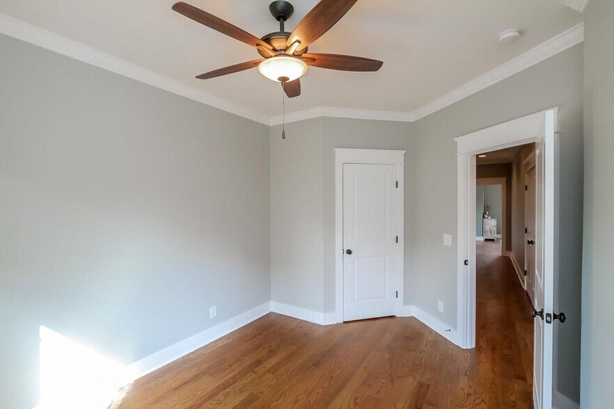 Building Photo - 3116 Belwood St
