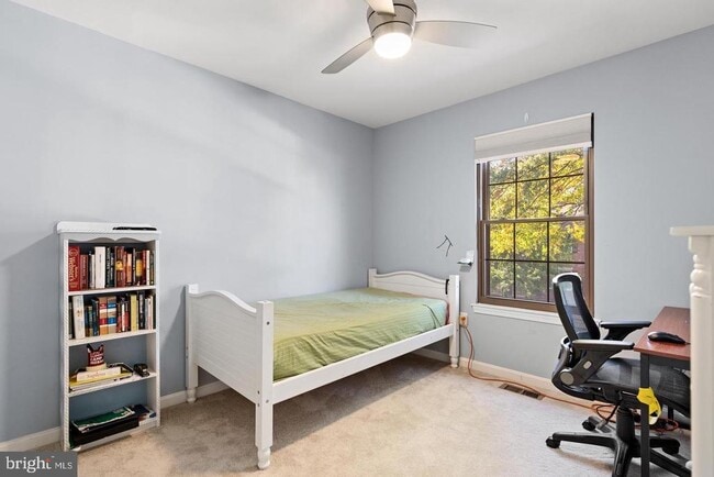 Building Photo - 3939 Tallow Tree Pl