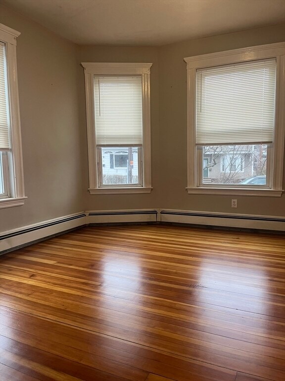 Building Photo - 397 Lincoln Ave