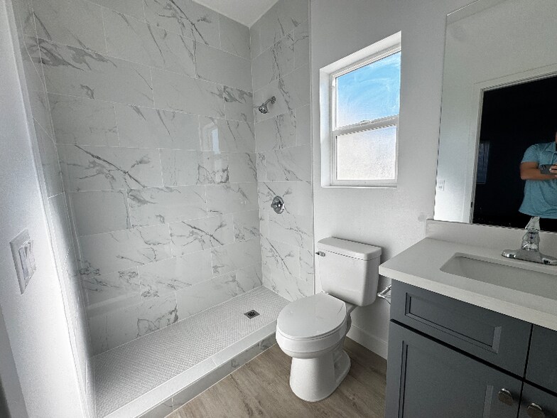 Building Photo - 7793 Merito Ave