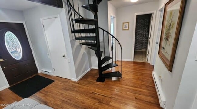 Building Photo - Privacy , Nature & Comfort All in one place