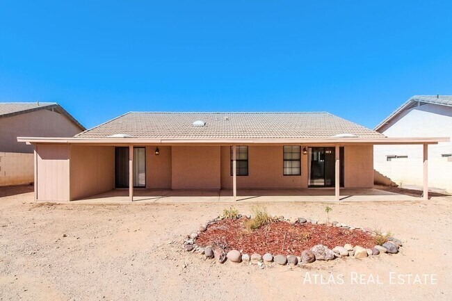 Building Photo - 8009 S Carbury Way