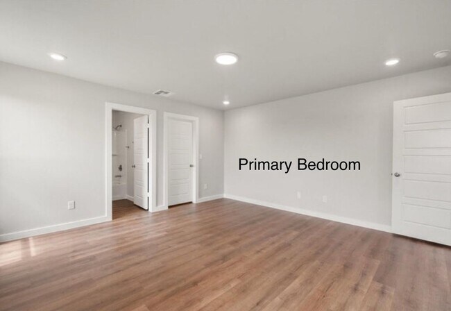 Building Photo - Fabulous and New! 3/2/2