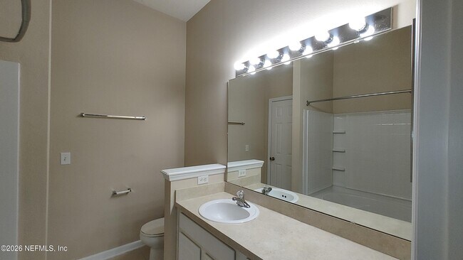 Building Photo - 5976 Pavilion Dr