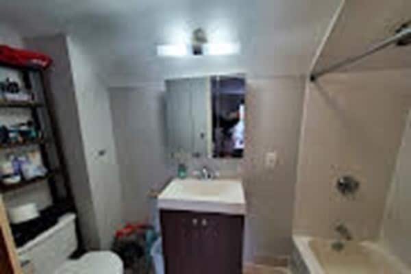 Building Photo - 162 Beech St