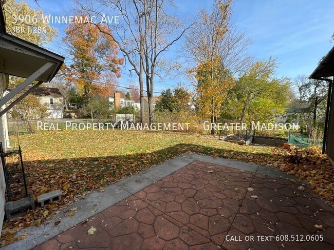 Building Photo - 3906 Winnemac Ave