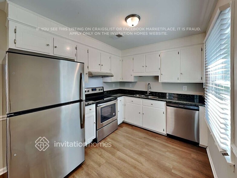 Building Photo - 9924 Starwood Dr