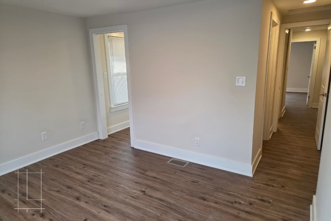 Building Photo - 1257 N 6th St