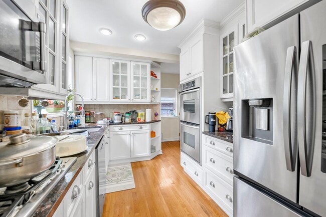 Building Photo - 85-62 148th St