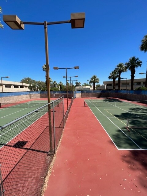 Community tennis courts - 69621 Karen Way