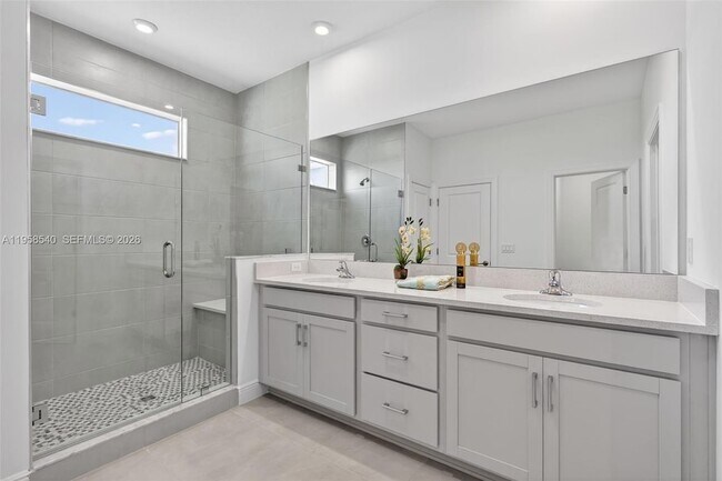 Building Photo - 3574 NW Solange Ct