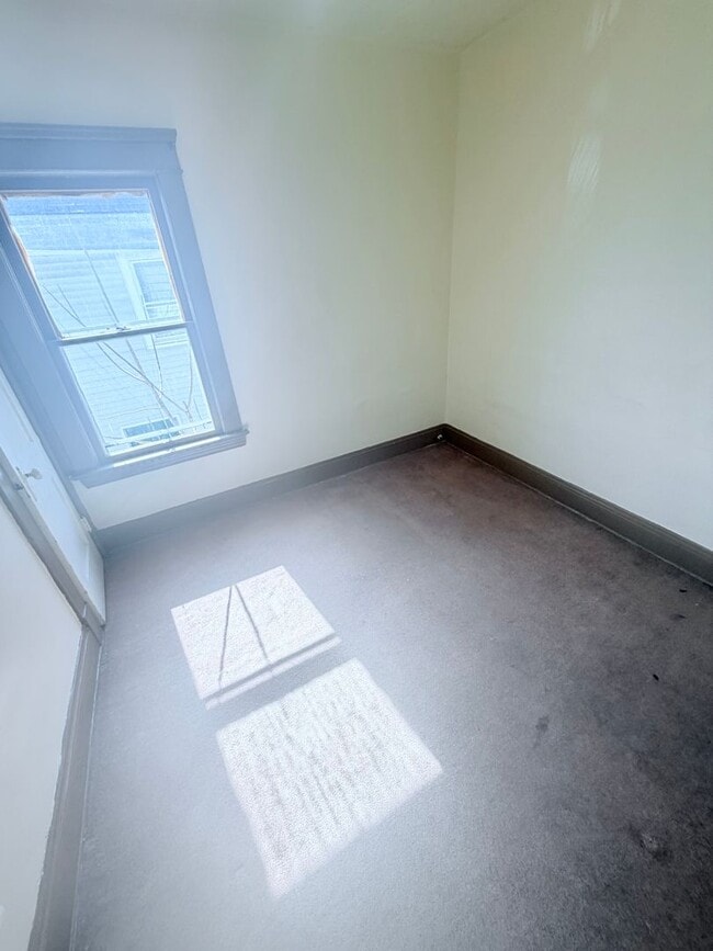 Building Photo - 3395- 3397 W. 100th