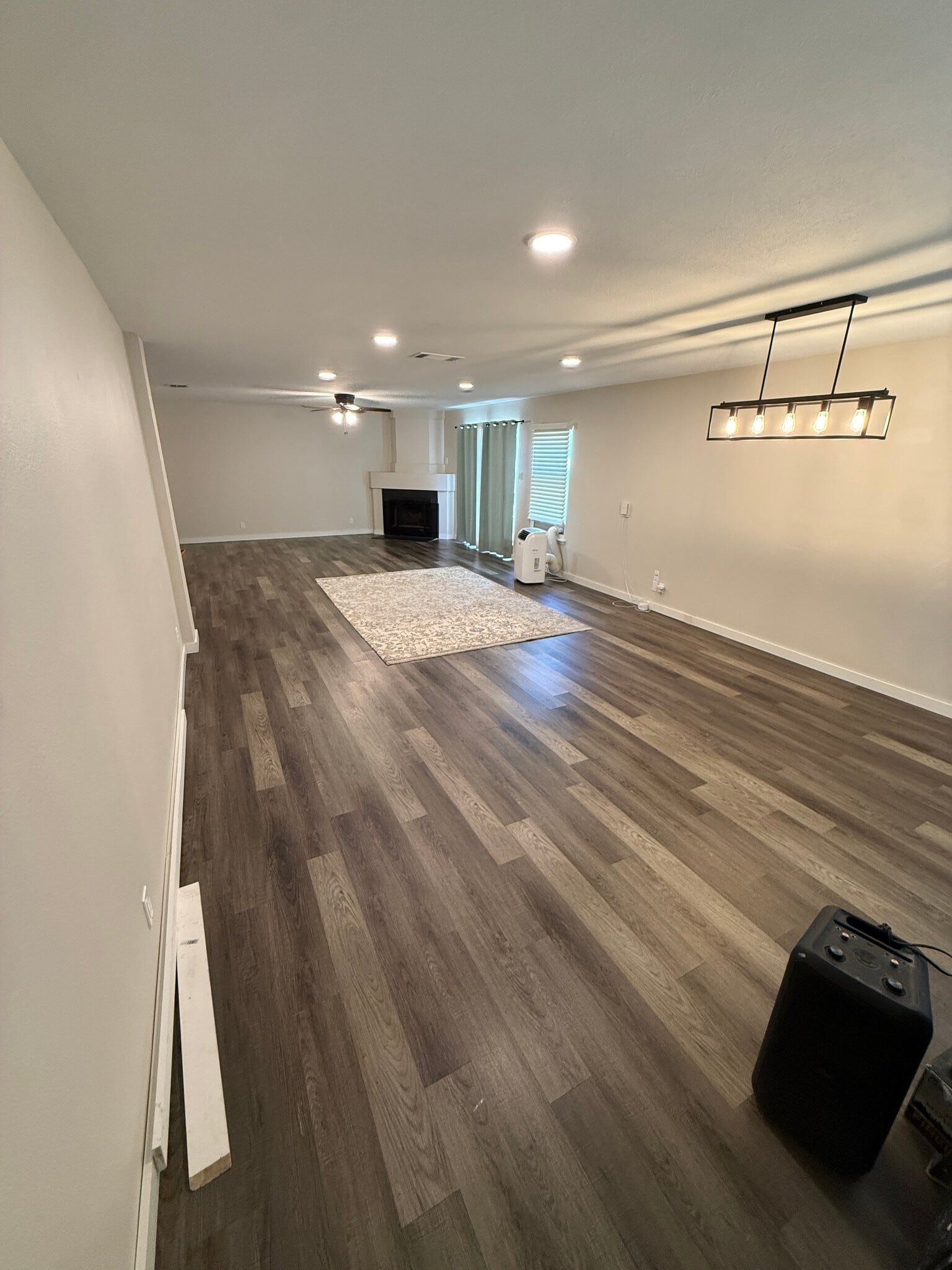 Building Photo - 9142 Village Brown