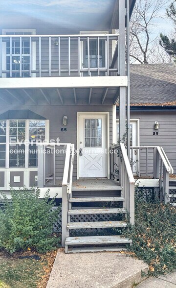 Building Photo - 2828 Silverplume Dr