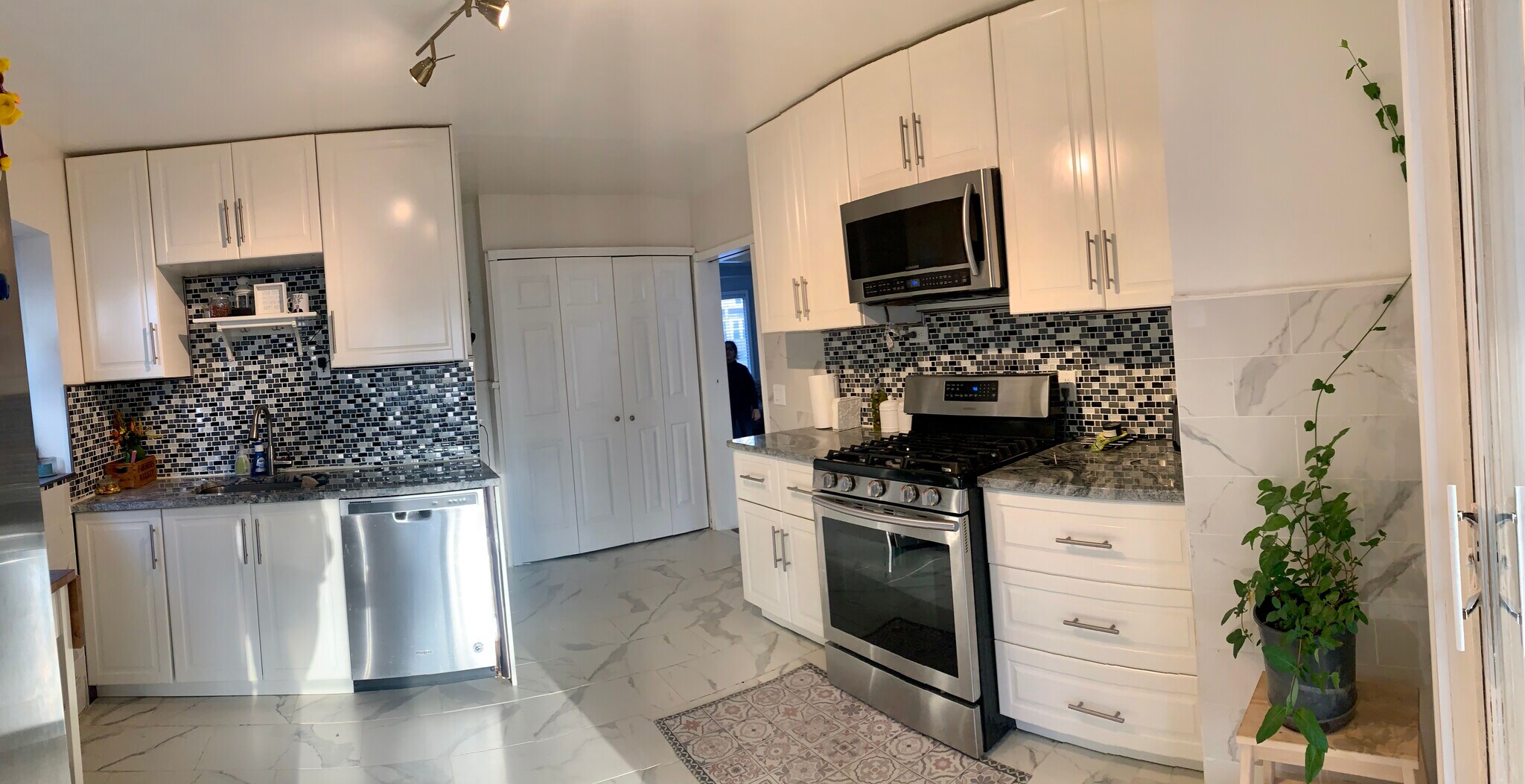 Building Photo - 29 Cardinal Ave