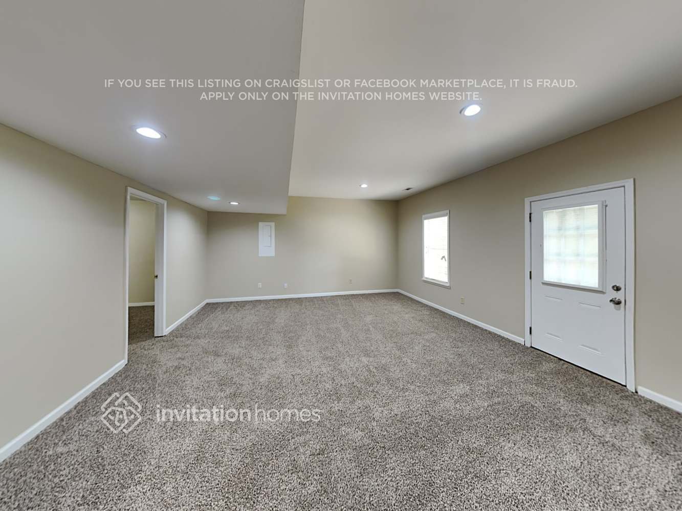 Building Photo - 4016 Water Hole Ct