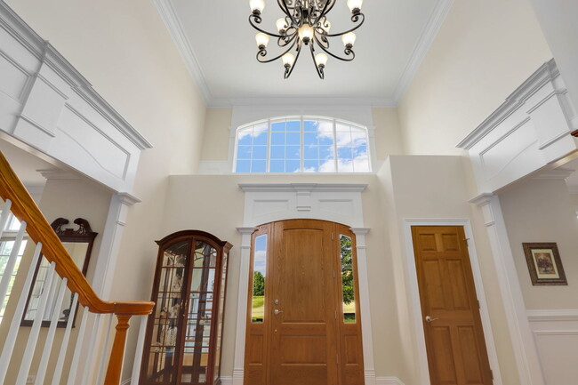 Building Photo - 126 Governors Ct