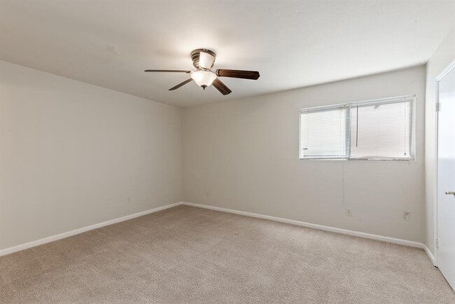 Building Photo - 1701 Upland Dr