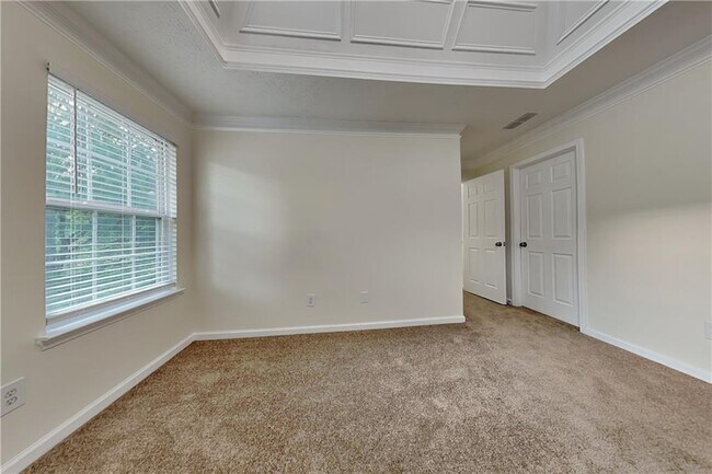 Building Photo - 1595 Stephens Pond View