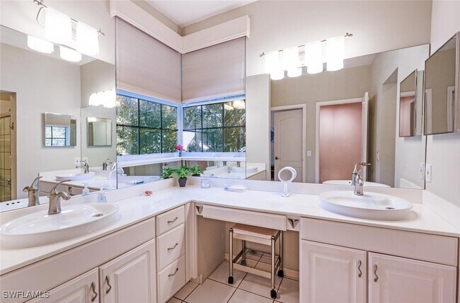 Building Photo - 15260 Cedarwood Ln