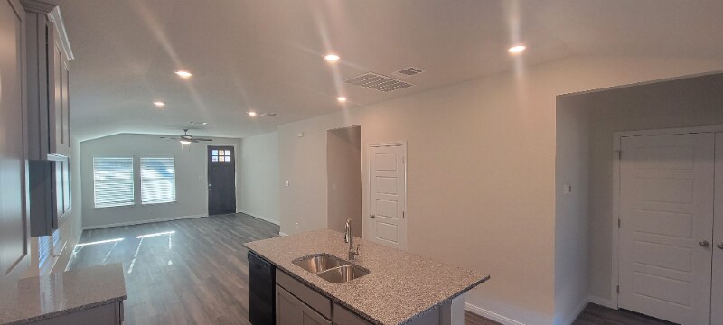 Building Photo - 1231 Meyers Mdw