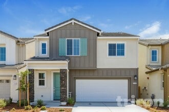 Building Photo - 1250 Victorian St