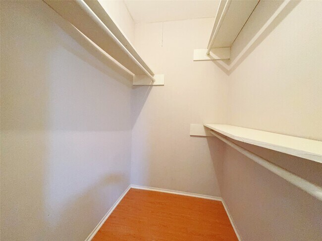 Building Photo - 12633 Memorial Dr