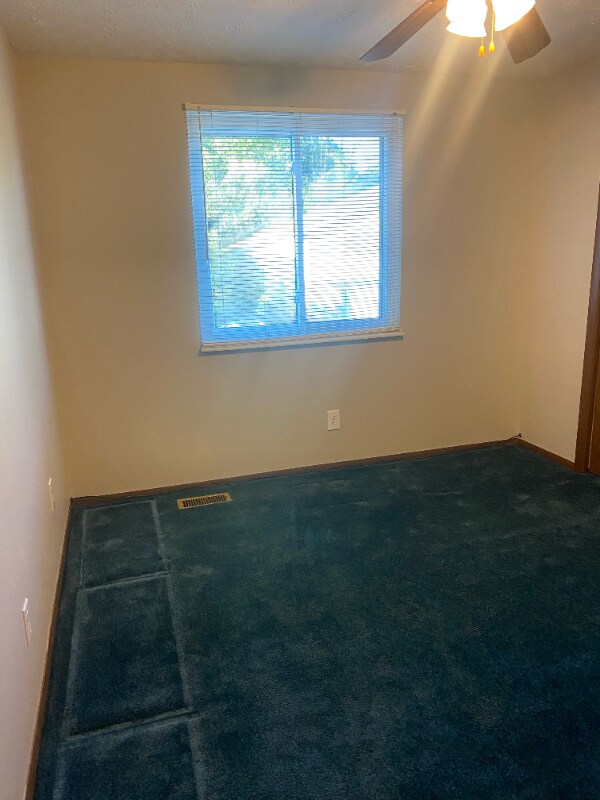 Building Photo - 2448 Mustang Dr