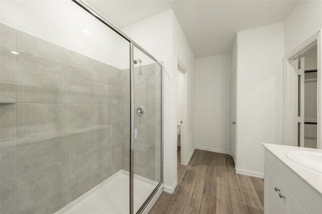 Building Photo - 340 Wentworth Dr