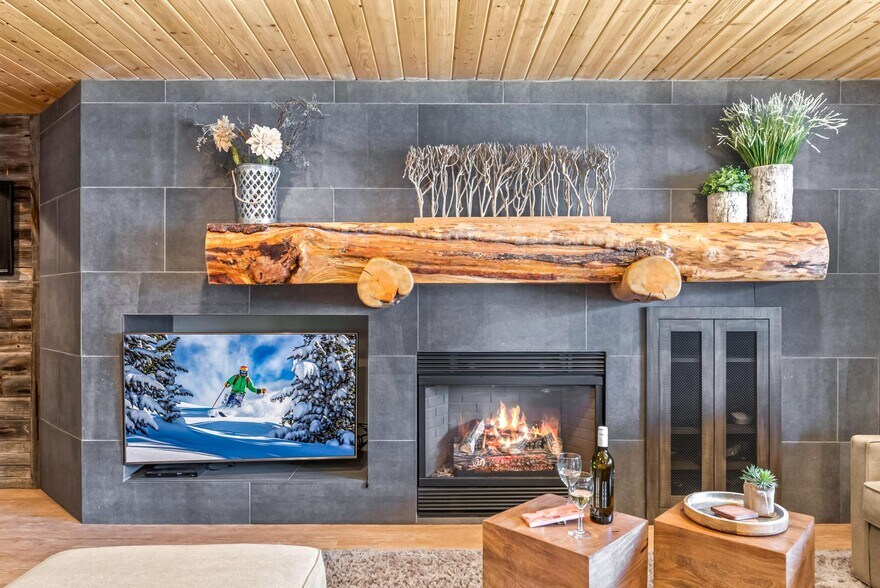 Building Photo - 7447 Royal St