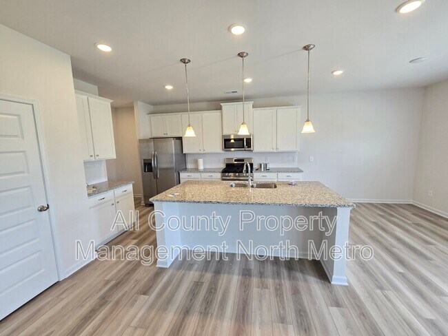 Building Photo - 519 Ozark Ln