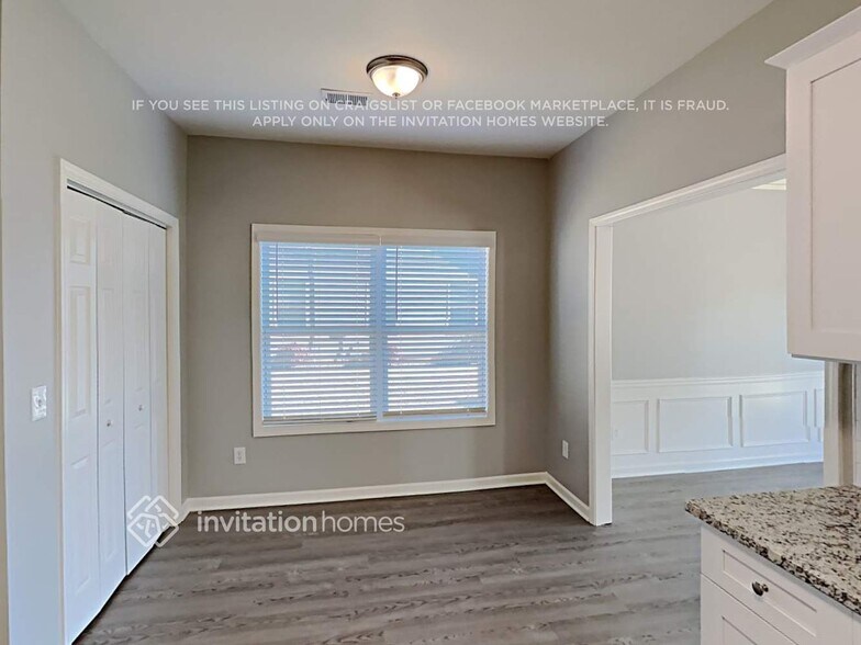 Building Photo - 70 Mercer Ln