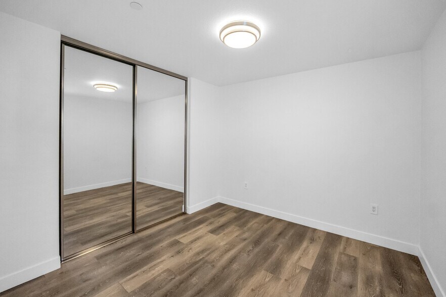 Building Photo - 16710 Nicklaus Dr