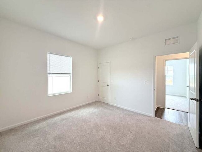Building Photo - 14613 Italy Ave