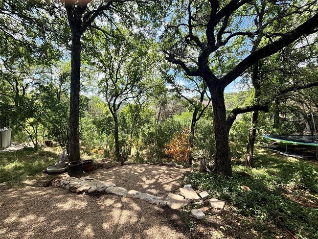 Building Photo - 338 Sailmaster St