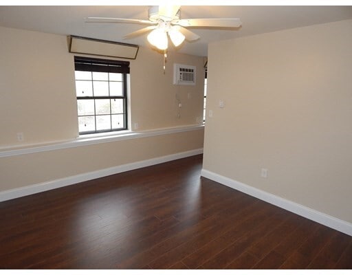 Building Photo - 1 Old Colony Rd