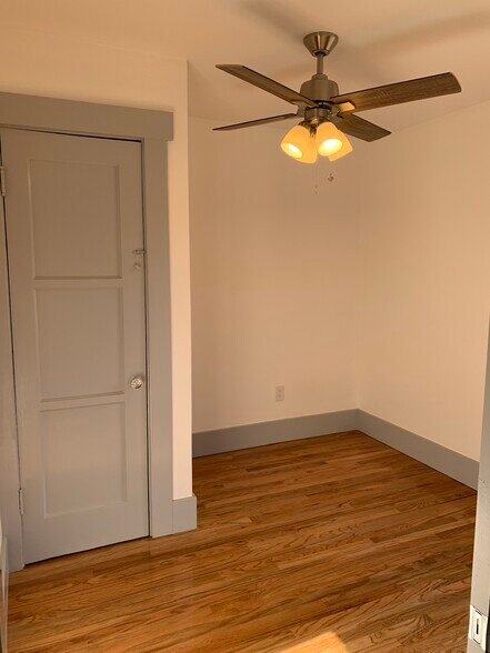 Bedroom 3 - 515 N Atlantic Blvd