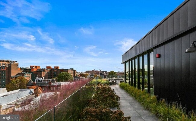 Building Photo - 57 N St NW