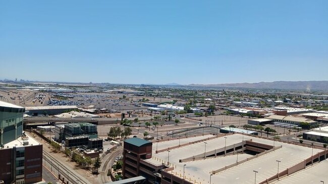 Building Photo - Condo across from Chase Field!!