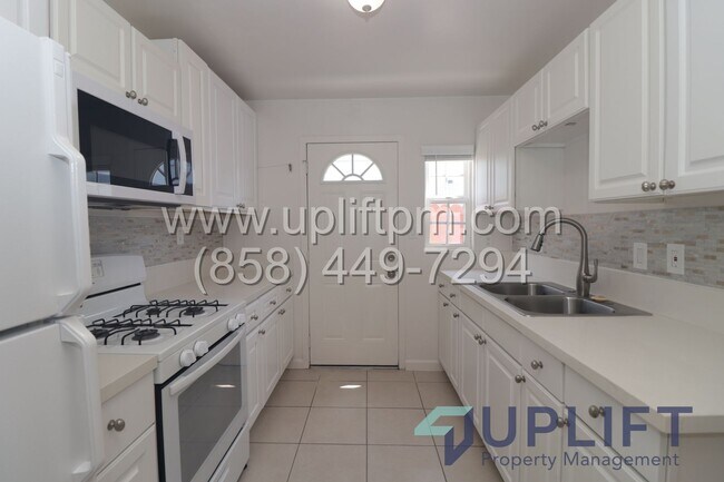 Building Photo - Jefferson Ave (782)