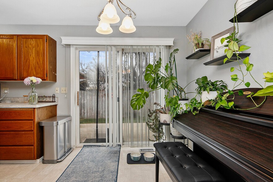 Building Photo - 3925 W Garnet St