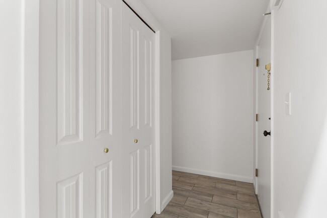 Building Photo - 1815 Independence Blvd